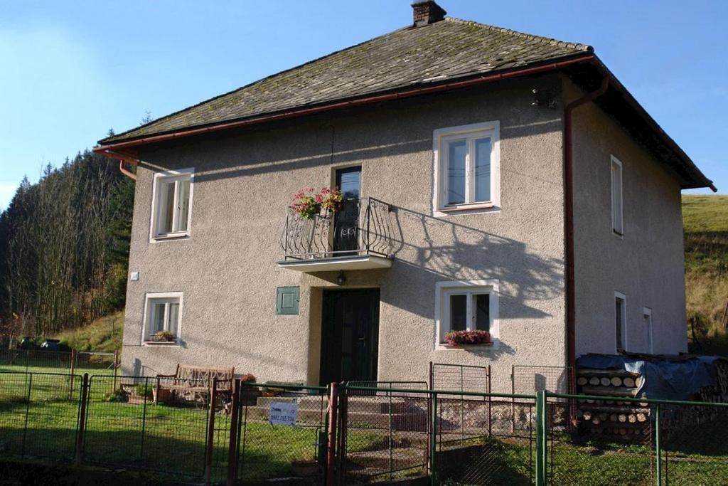 Villa Slnecny Dom à Liptovske Revuce Extérieur photo
